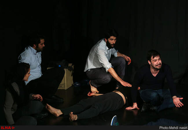نمایش دَر به کارگردانی شهاب مهربان