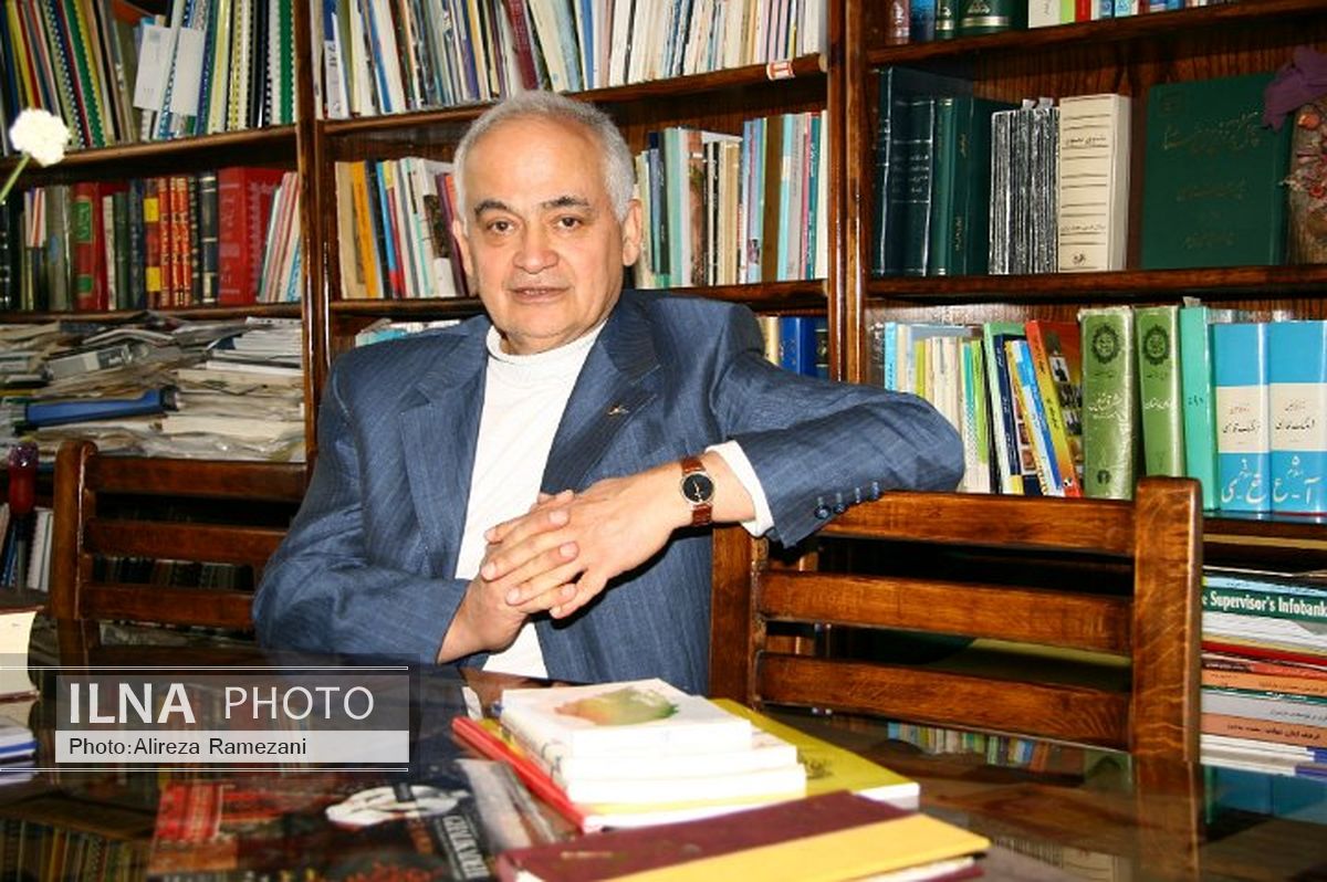 ایران در انحصار رانت اطلاعاتی