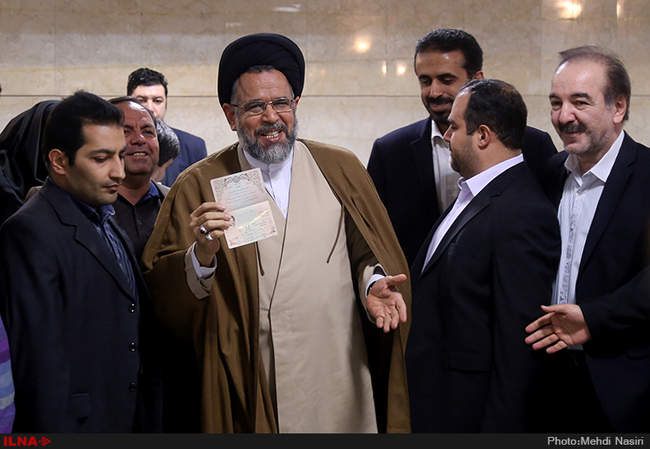 سومین روز ثبت نام کاندیدای مجلس خبرگان با حضور سید محمود علوی وزیراط