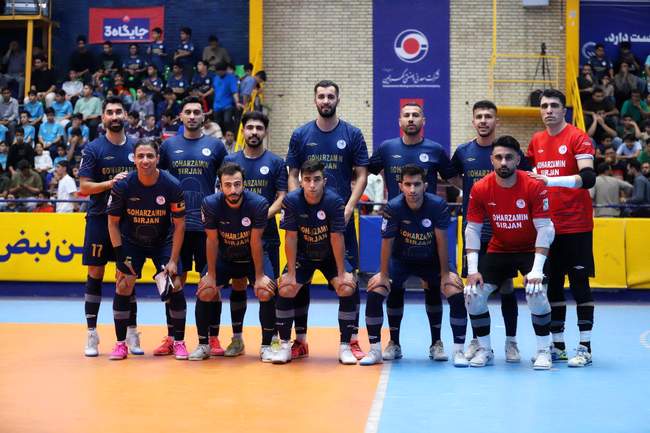 گزارش تصویری دیدار گیتی پسند و گهرزمین سیرجان