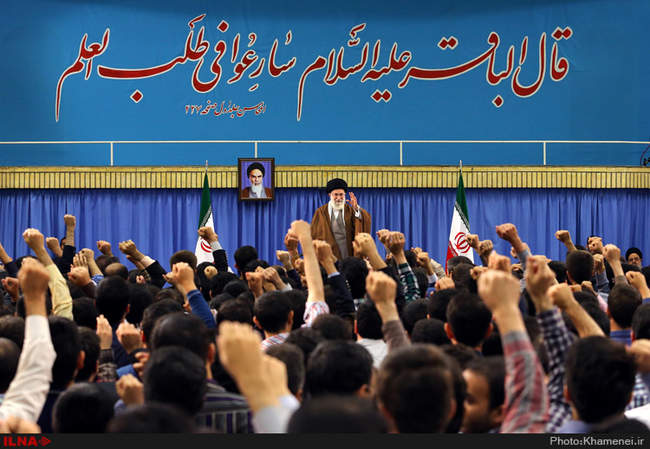 دیدار شرکت‌کنندگان در نهمین همایش ملی نخبگان فردا با رهبر انقلاب
