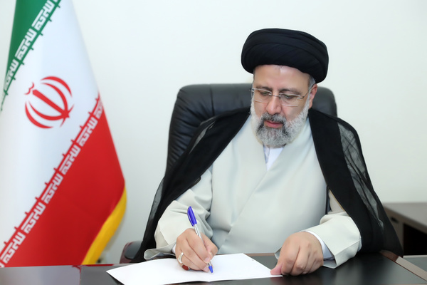 رئیس جمهور درگذشت هنرمند برجسته حبیب‌الله صادقی را تسلیت گفت