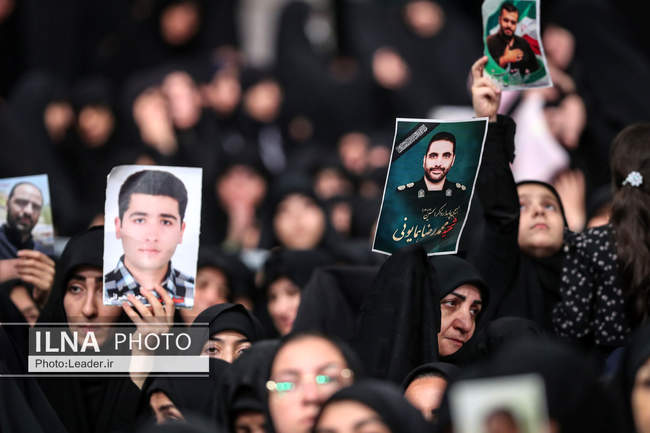 مراسم بزرگداشت شهدای جنگ تحمیلی ۱۲ روزه با حضور رهبر انقلاب