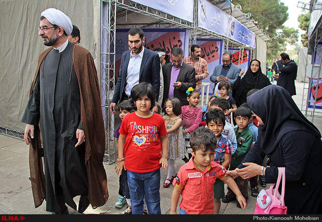 اجتماع بزرگ 3000 کودک کار به مناسبت روز جهانی کودک-فرهنگسرای خاوران