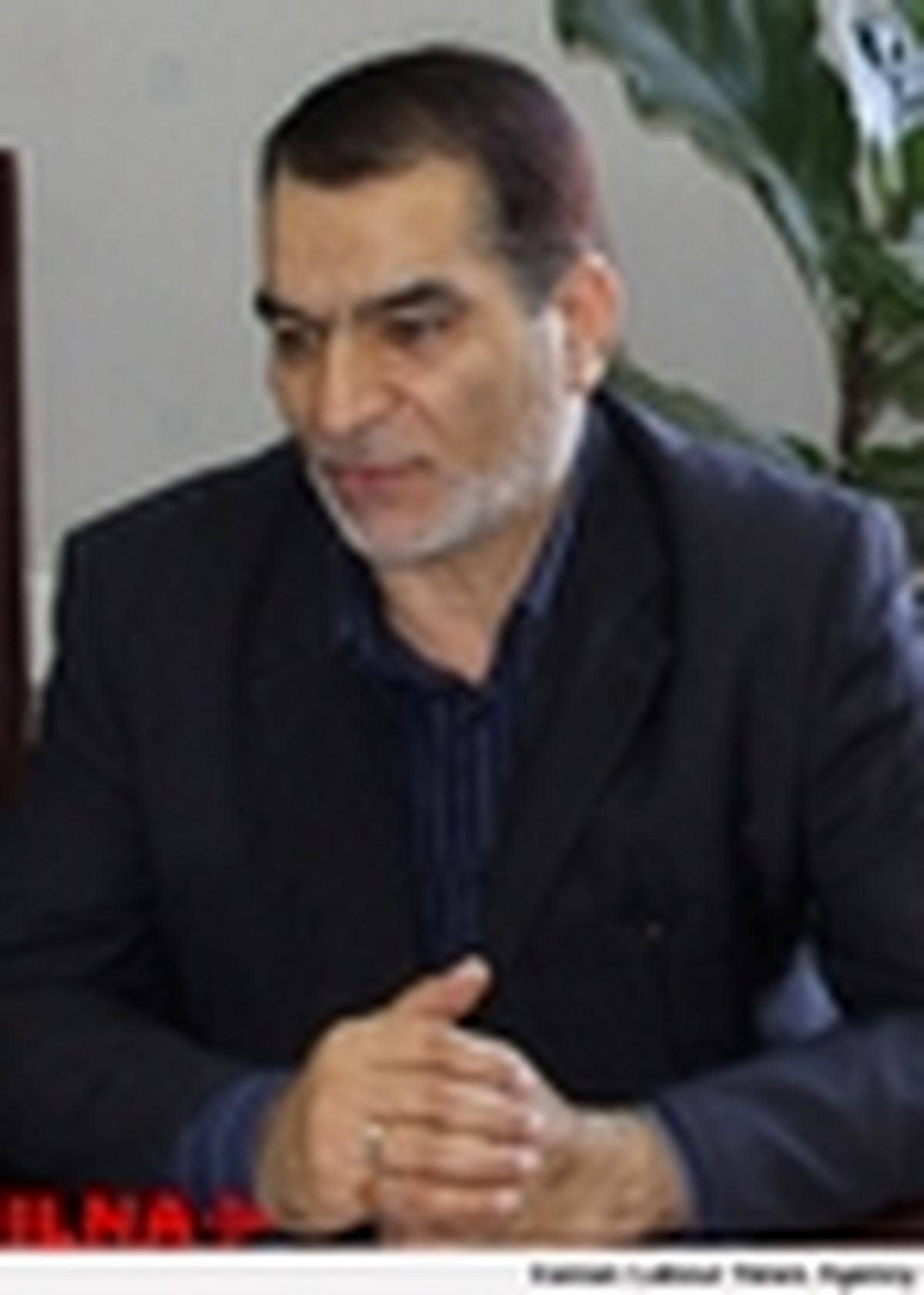 متکی از انجمن فارغ التحصیلان شبه قاره هند استعفا داده است