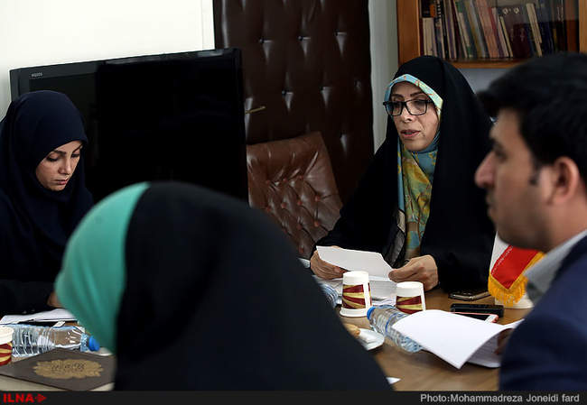 نشست خبری الهام امین‌زاده دستیار رئیس‌جمهور