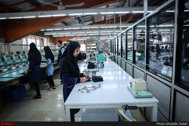 بازدید معاون توسعه اشتغال وزیر تعاون، کار و رفاه اجتماعی از کارخانه روناک جین