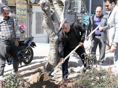  مراسم روز درختکاری در سازمان لیگ فوتبال 
