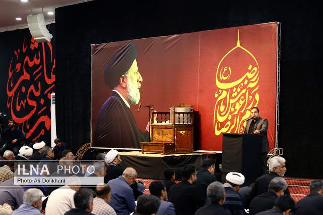 مراسم گرامی داشت شهادت رئیس جمهور و همراهان ایشان در بندرعباس