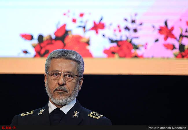 نشست صمیمی فرماندهان ارتش با مردم و اصحاب رسانه