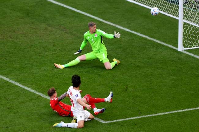 تصاویری اختصاصی از حسرت بزرگ ایران مقابل ولز؛ دبل تیرک علیه گلزنی آز