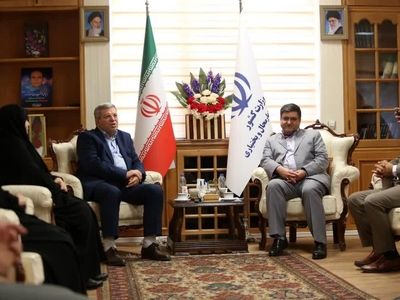 گسترش مشارکت‌های مردمی راهکار رفع مشکلات جامعه هدف است