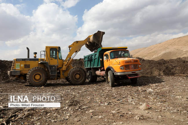 بازدید خبرنگاران استان البرز از سایت بازیافت حلقه دره