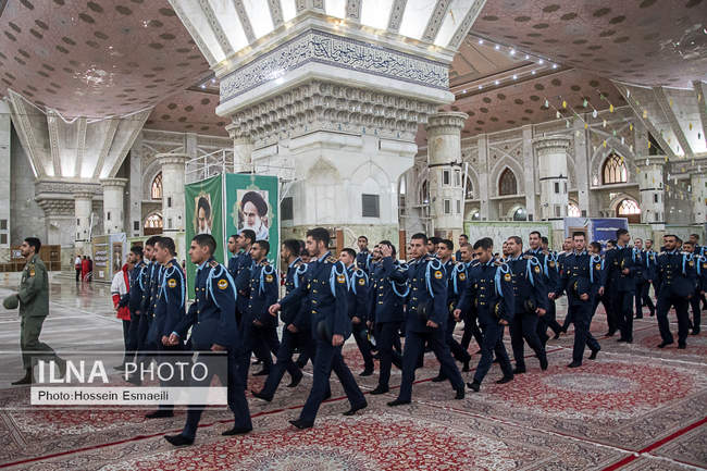 مراسم بزرگداشت 12 بهمن در حرم امام خمینی (س) 