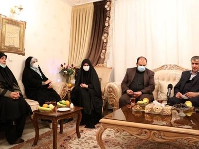 شاگردان شهدای هسته‌ای و پیروان سیره آن‌ها توانسته‌اند پیشرفت‌های بیشتری را برای کشور حاصل کنند