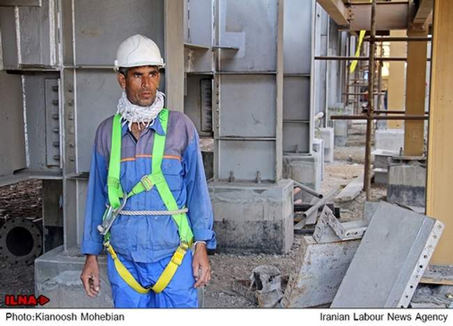 بازدید خبرنگاران از طرح افزایش تولید بنزین در پالایشگاه بندرعباس