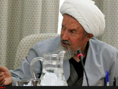آیت‌الله محمد مومن در انتخابات خبرگان قم ثبت نام کرد