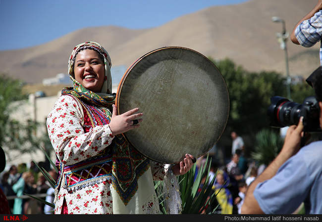 آغاز هشتمین جشنواره بین المللی دف نوازی (دف نوای رحمت)