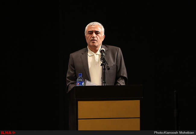 امضای قرارداد نفتی 4.8 میلیارد دلاری توتال فرانسه با ایران