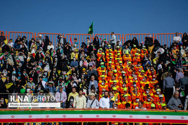 اجرای سرود سلام فرمانده در قزوین