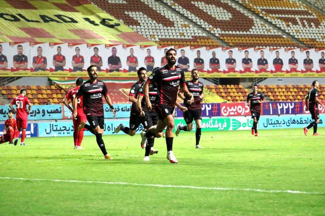 گزارش تصویری دیدار پرسپولیس ۳ - فولاد خوزستان یک