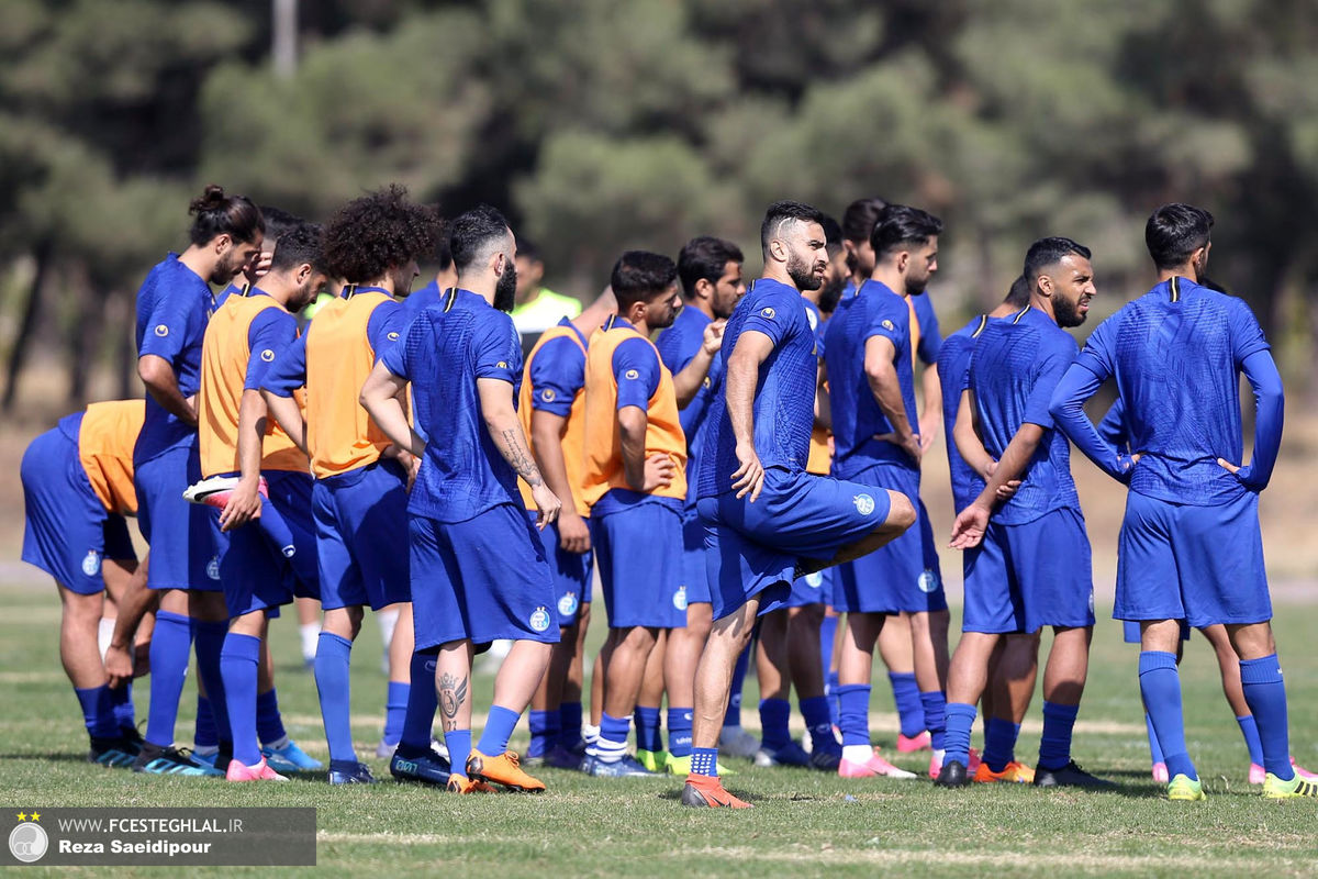 قرارداد سه مربی استقلال امضا شد