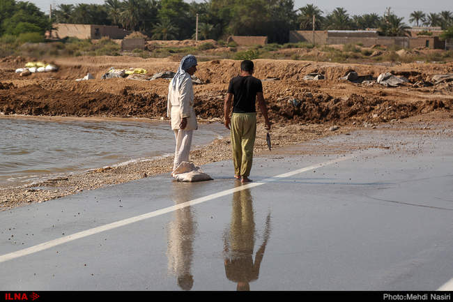 سیلاب در جاده شادگان