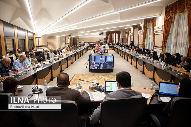 نشست خبری رئیس و اعضای هیات مدیره دوره سوم خانۀ مطبوعات استان قزوین