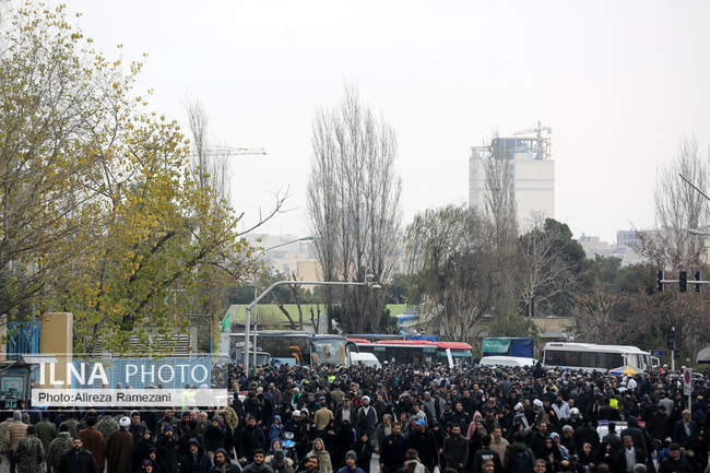 حضور گسترده مردم در نماز جمعه تهران 