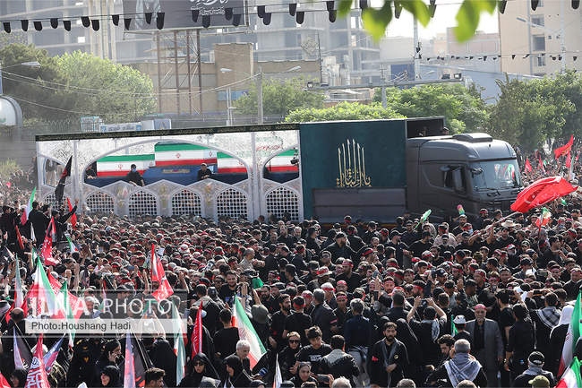 مراسم تشییع پیکر مطهر رهبر شهید انقلاب / 4 