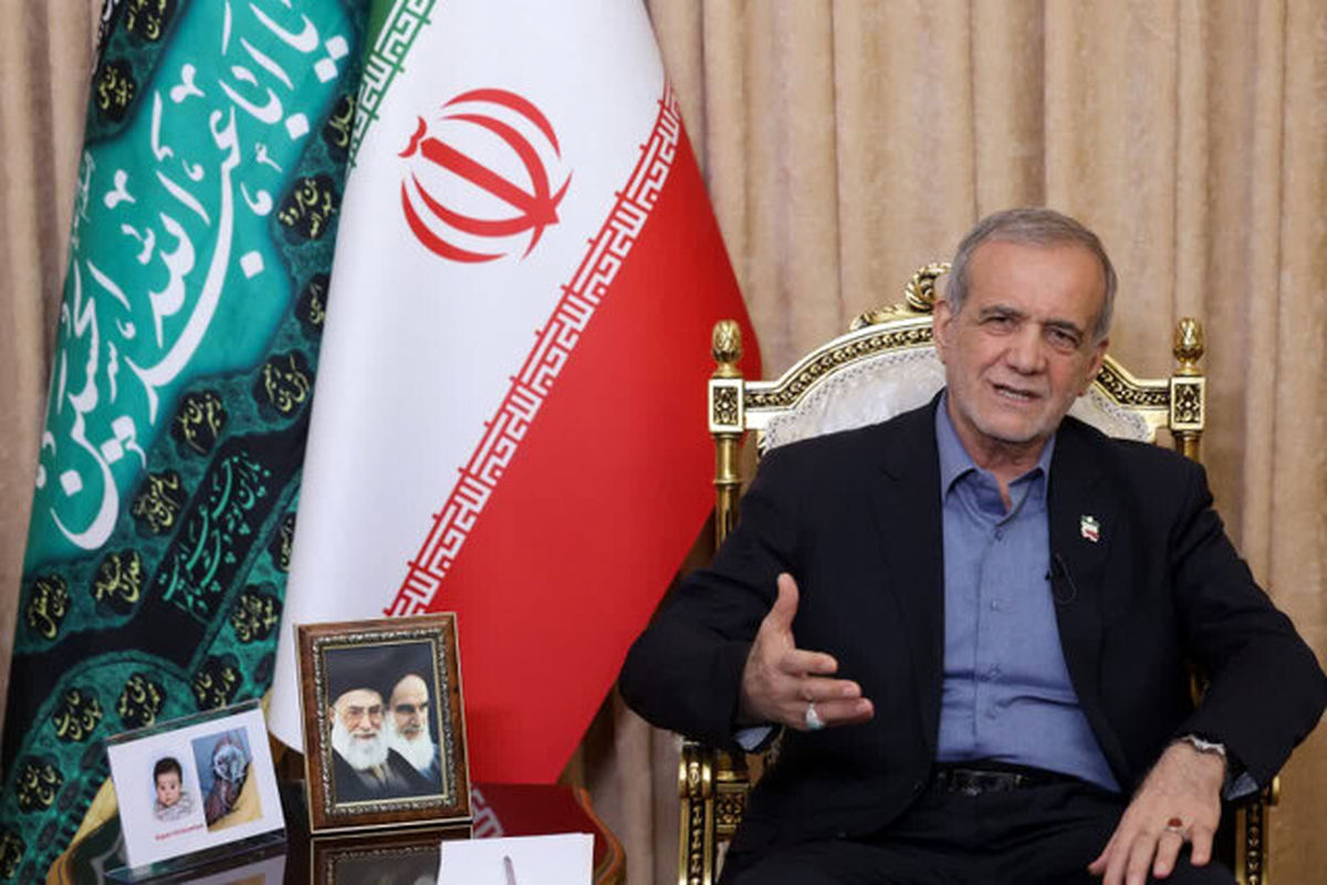 روی میز مذاکره بمب انداختند و دیپلماسی را نابود کردند