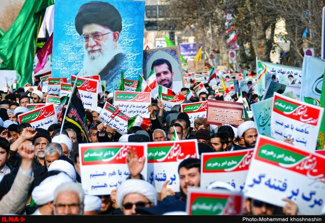 راهپیمایی مردم در محکومیت اغتشاشات اخیر - مشهد