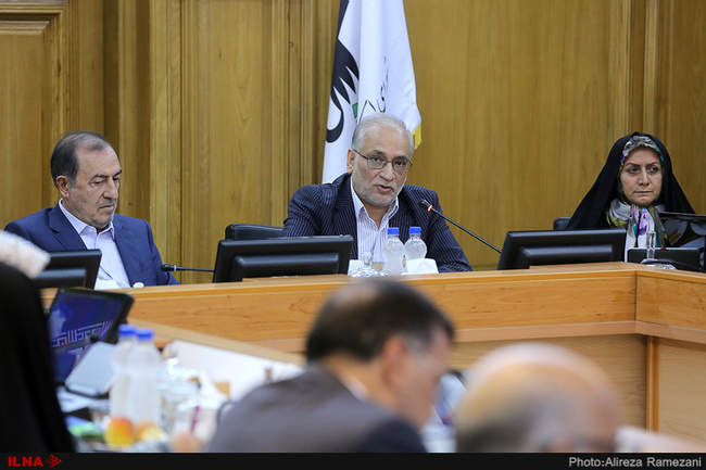 آخرین جلسه ارایه برنامه کاندیداهای شهرداری 