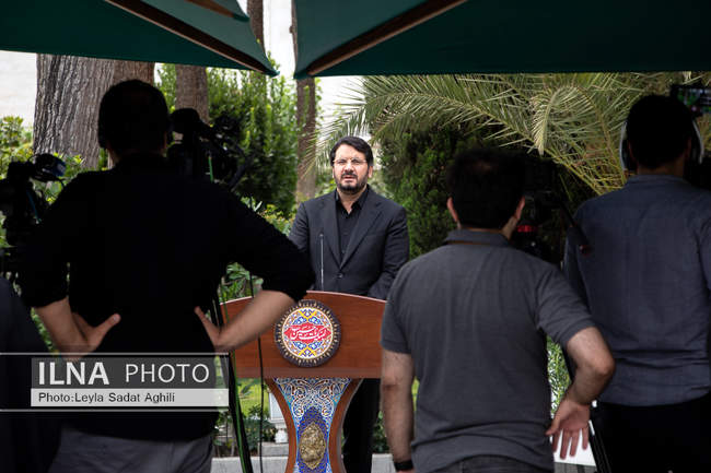 حاشیه جلسه هیات دولت -۴ تیر