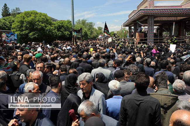 امام جمعه شهید تبریز در گلزار شهدا آرام گرفت