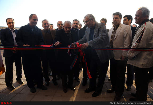 بازدید وزیر تعاون، کار و رفاه اجتماعی  از دو کارخانه سرم سازی سها و کا