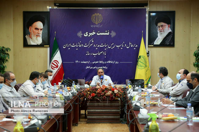 نشست خبری مدیرعامل و نایب رییس هیات مدیره شرکت دخانیات ایران با اصحا�