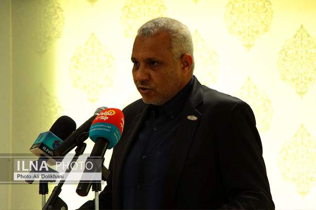 برگزاری مراسم گرامیداشت قانون تصویب کار در بندرعباس/ کارگران نمونه ت