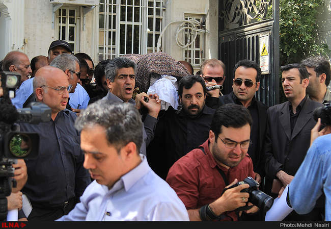 مراسم تشییع پیکر جمشید ارجمند