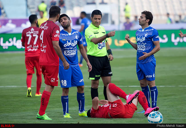 هشتاد و سومین داربی تیم های فوتبال استقلال و پرسپولیس