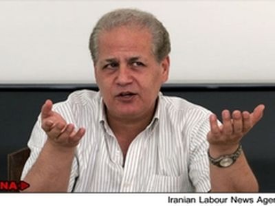 صداوسیما به ملت توهین می‌کند
