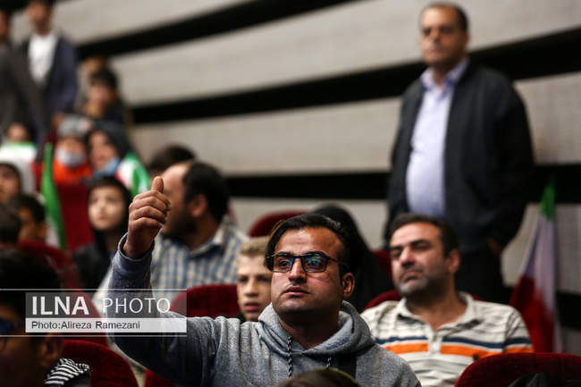 تماشای دومین بازی ایران در جام جهانی قطر در فرهنگسرای اشراق