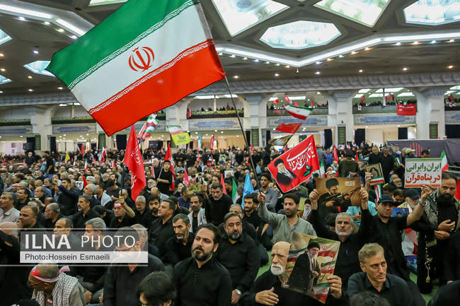 آیین بزرگداشت رهبر شهید انقلاب