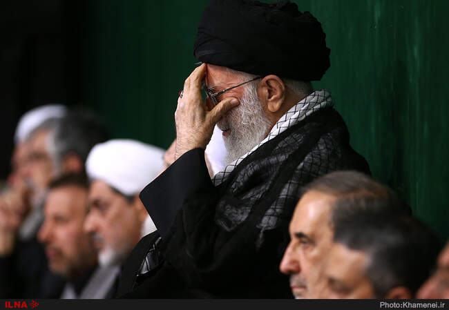 مراسم عزاداری شب تاسوعای حسینی با حضور رهبر معظم انقلاب اسلامی