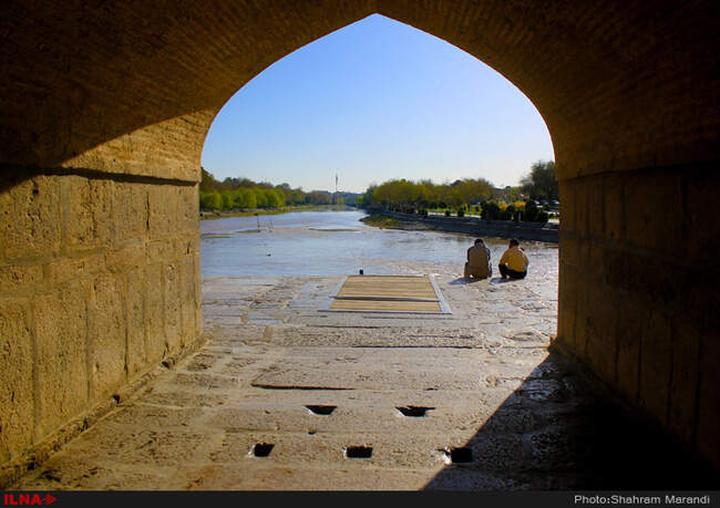 زاینده رود جاری شد