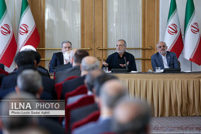 حضور رییس جمهور در جمع مدیران ارشد وزارت امور خارجه