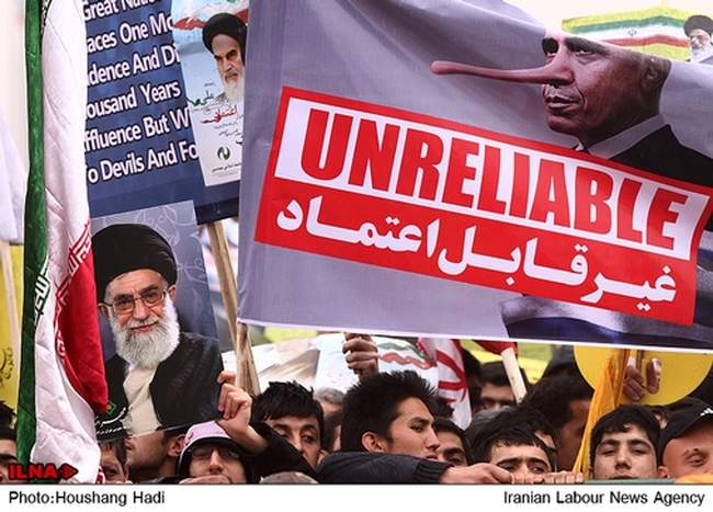 حضور رییس جمهور در راهپیمایی یوم الله ۲۲ بهمن