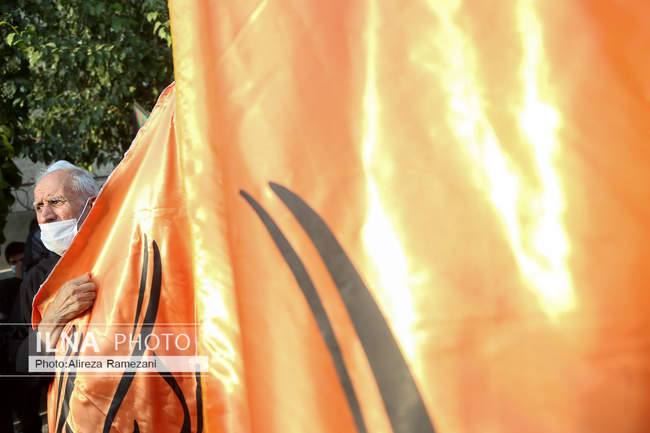 تجمع اعتراض آمیز اقشار مختلف مردم تهران در پی اهانت به پیامبر اعظم (ص)