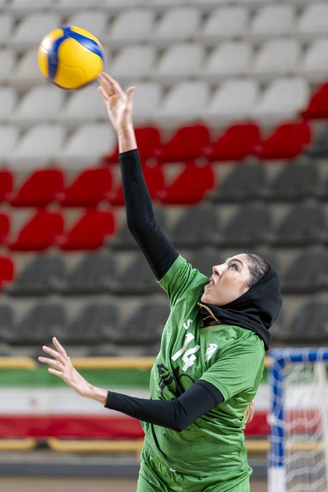 گزارش تصویری دیدار والیبال بانوان شهر آرکا و مهرگان شیراز