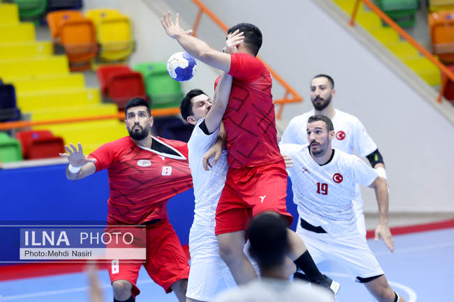 دیدار تیم‌های ملی هندبال  ایران و ترکیه